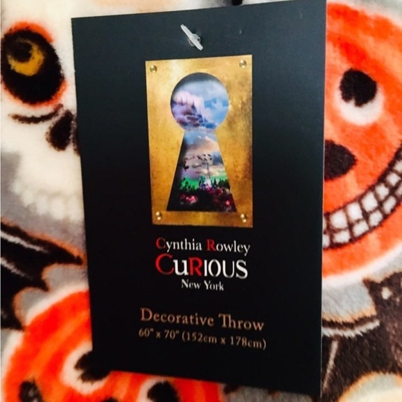 Halloween Vintage Images Throw Blanket Black Cats Skulls JOL Pumpkins Bats Plush - Picture 6 of 7